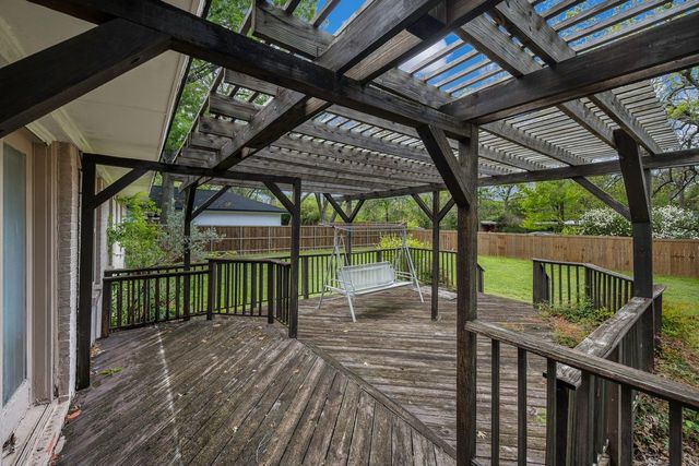 2216 Springhill Drive, Dallas, TX 75228