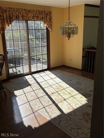 2904 Camelot Court, Willoughby Hills, OH 44092