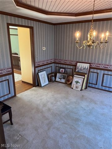 2904 Camelot Court, Willoughby Hills, OH 44092