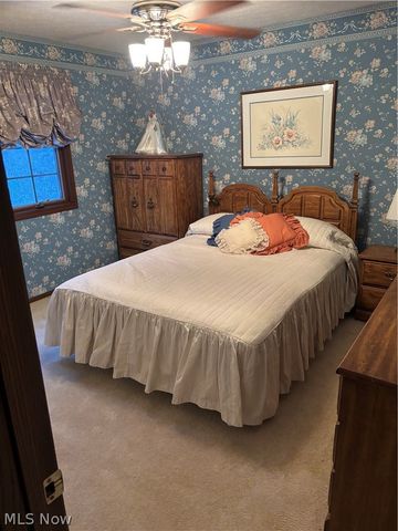 2904 Camelot Court, Willoughby Hills, OH 44092