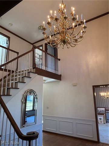 2904 Camelot Court, Willoughby Hills, OH 44092