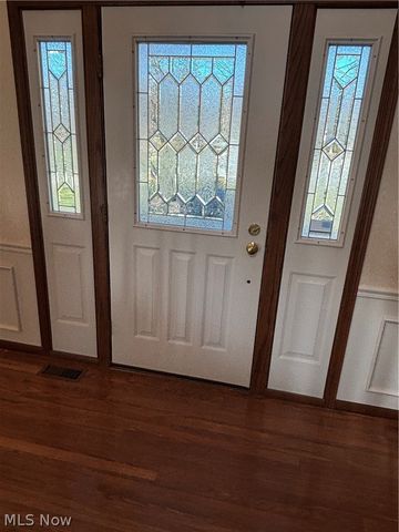 2904 Camelot Court, Willoughby Hills, OH 44092