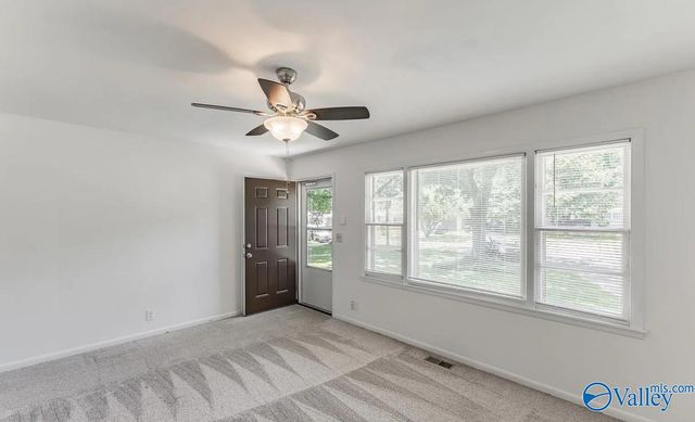 3512 Lois Lane NW, Huntsville, AL 35810