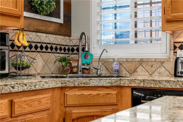 30695 Triple Crown, Homeland, CA 92548