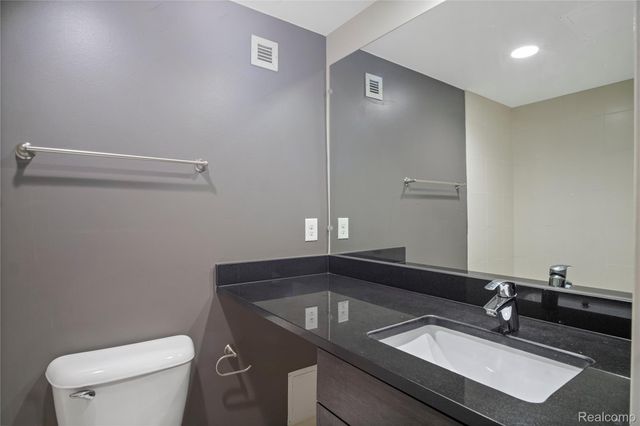 3075 W Grand Boulevard 410, Detroit, MI 48202