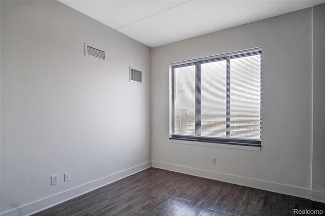 3075 W Grand Boulevard 410, Detroit, MI 48202