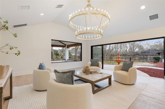 1205 Tall Pines Drive, Friendswood, TX 77546