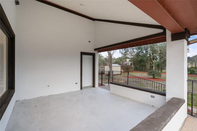 1205 Tall Pines Drive, Friendswood, TX 77546