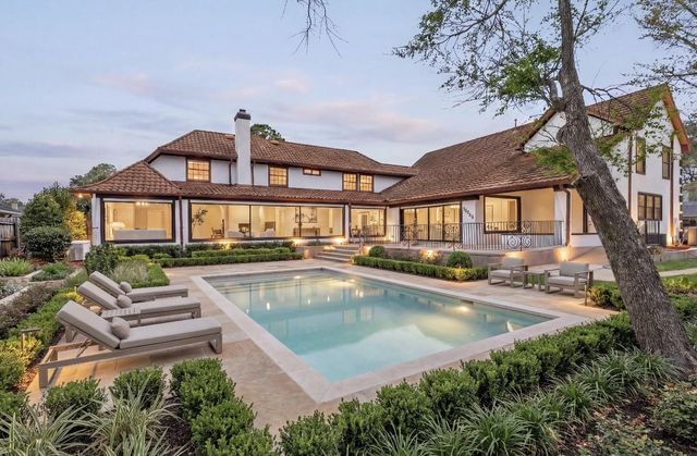 1205 Tall Pines Drive, Friendswood, TX 77546