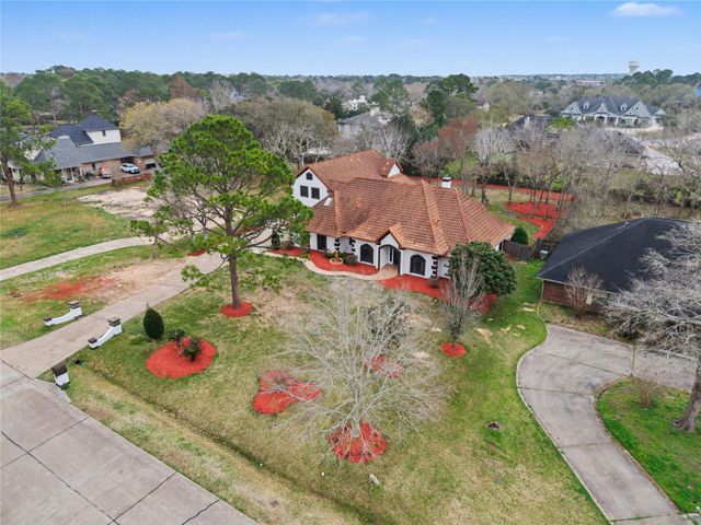 1205 Tall Pines Drive, Friendswood, TX 77546