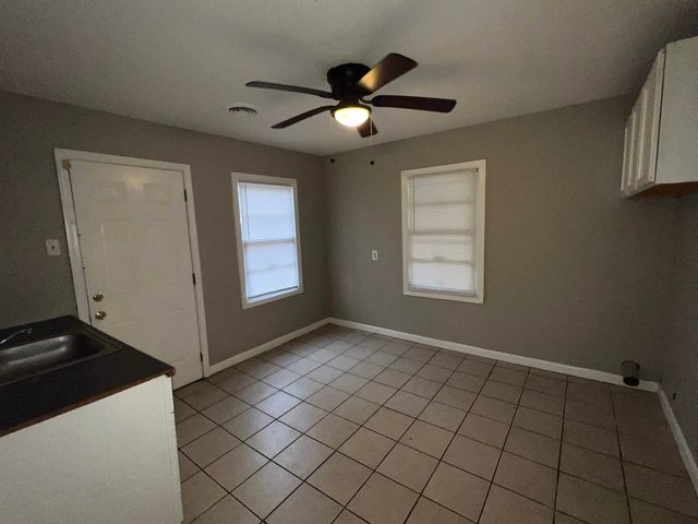 2681 DUNN AVE, Memphis, TN 38114