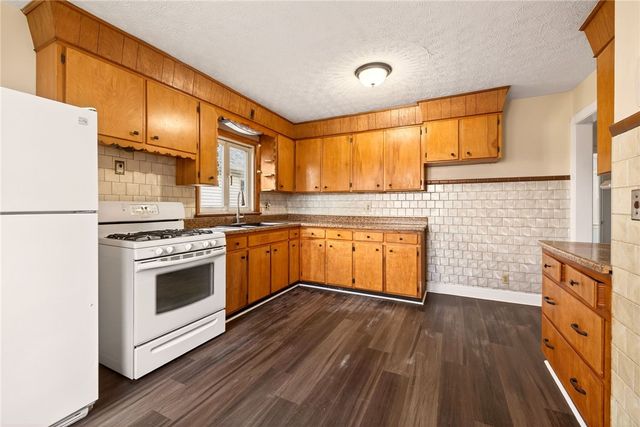 34 Zygment Street, Rochester, NY 14621