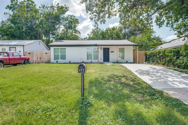 912 Duff Court, Fort Worth, TX 76112