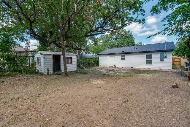 912 Duff Court, Fort Worth, TX 76112