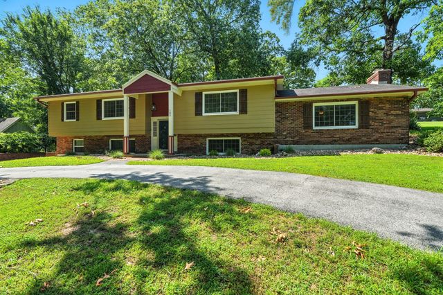 107 Oakwood Drive, Branson, MO 65616