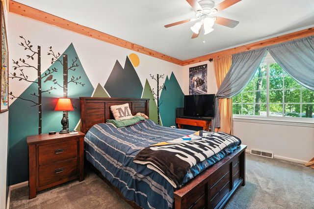 107 Oakwood Drive, Branson, MO 65616
