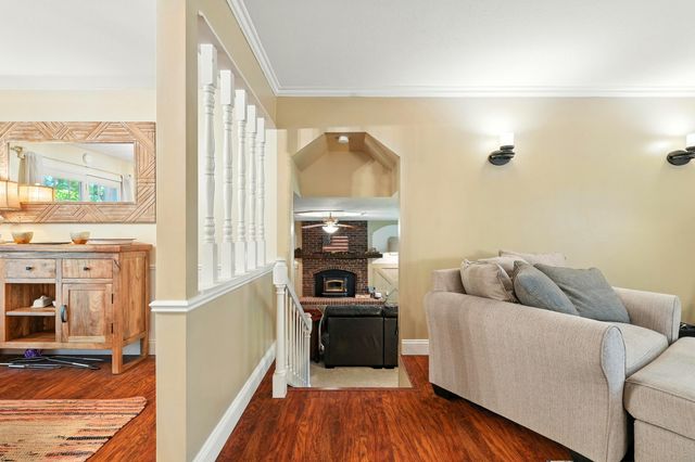 107 Oakwood Drive, Branson, MO 65616