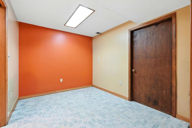 107 Oakwood Drive, Branson, MO 65616
