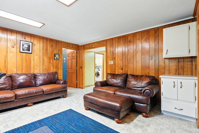107 Oakwood Drive, Branson, MO 65616