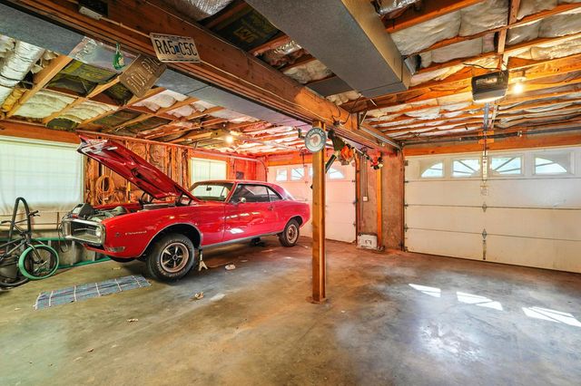 107 Oakwood Drive, Branson, MO 65616