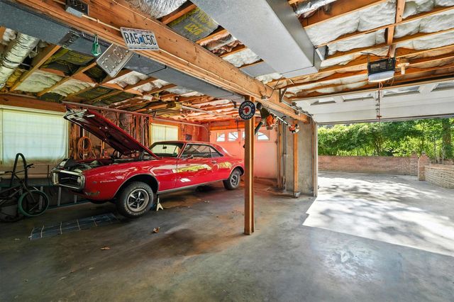 107 Oakwood Drive, Branson, MO 65616