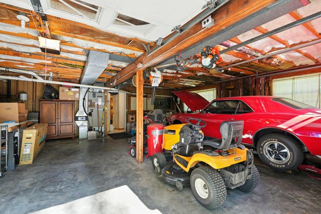 107 Oakwood Drive, Branson, MO 65616