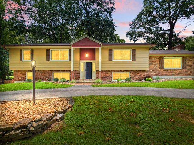 107 Oakwood Drive, Branson, MO 65616