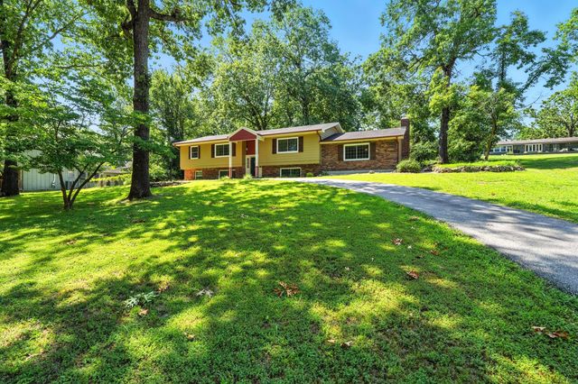 107 Oakwood Drive, Branson, MO 65616