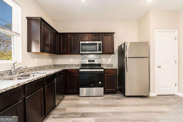 1077 Coldwater Drive, Griffin, GA 30224