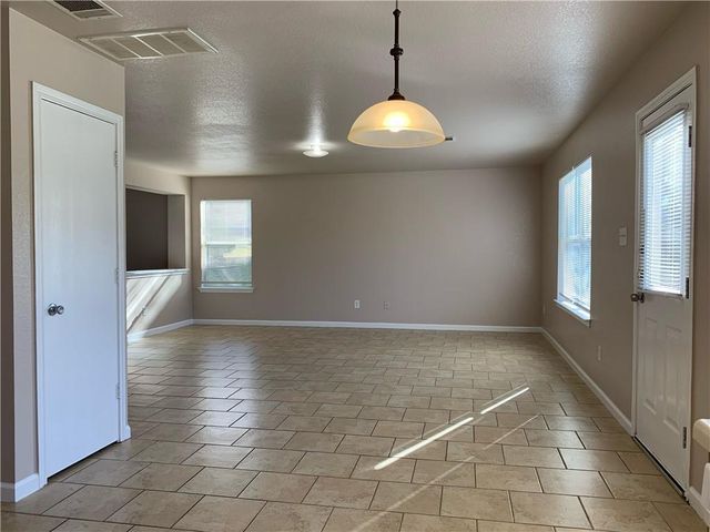 161 Peppergrass CV, Kyle, TX 78640