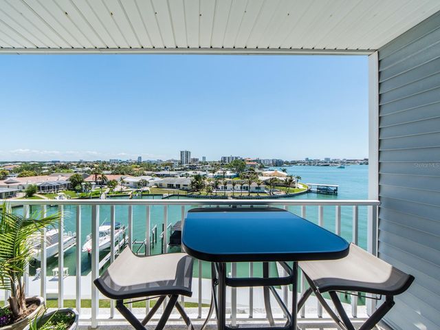 610 ISLAND WAY 407, Clearwater Beach, FL 33767