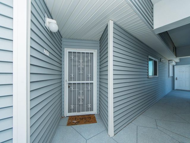 610 ISLAND WAY 407, Clearwater Beach, FL 33767