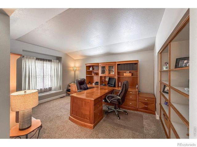 2000 Ridgeview Drive, Longmont, CO 80504