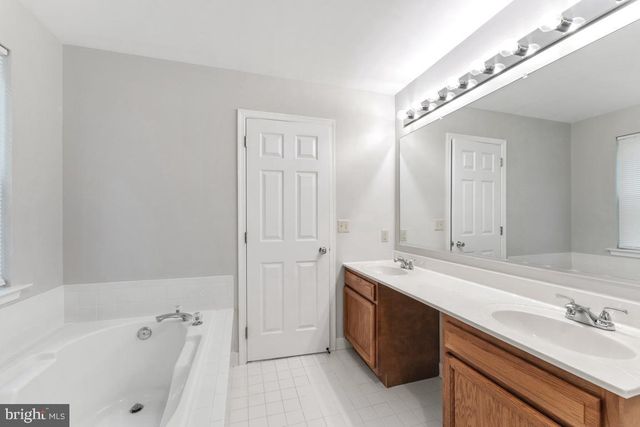 7440 QUAKING DR, Sunderland, MD 20689