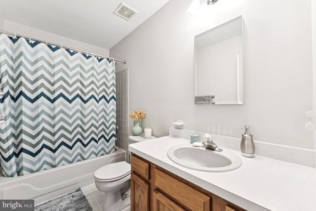 7440 QUAKING DR, Sunderland, MD 20689