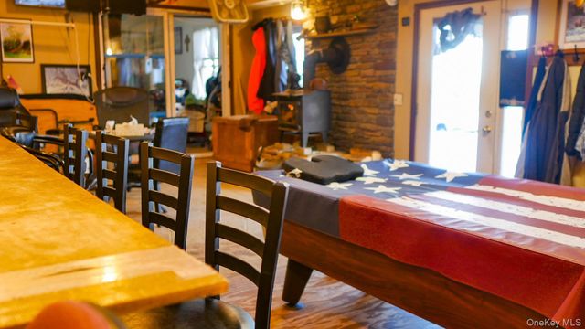 6 Rock View Lane, Loch Sheldrake, NY 12759