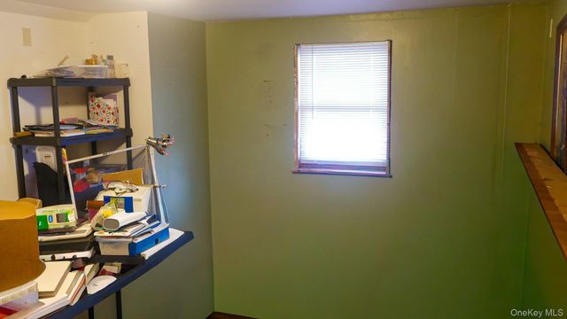 6 Rock View Lane, Loch Sheldrake, NY 12759