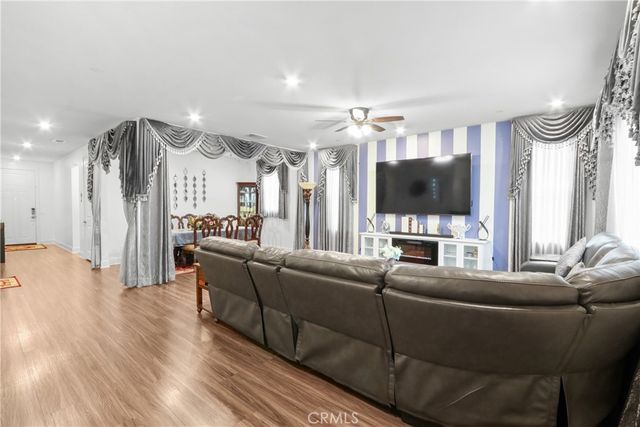 16614 Trailblazer, Chino, CA 91708