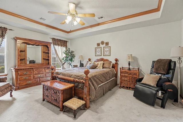 720 W Alamo Way, Mustang, OK 73064