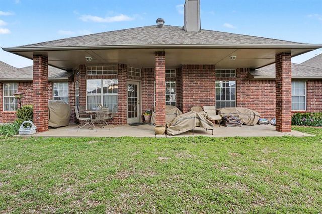 720 W Alamo Way, Mustang, OK 73064