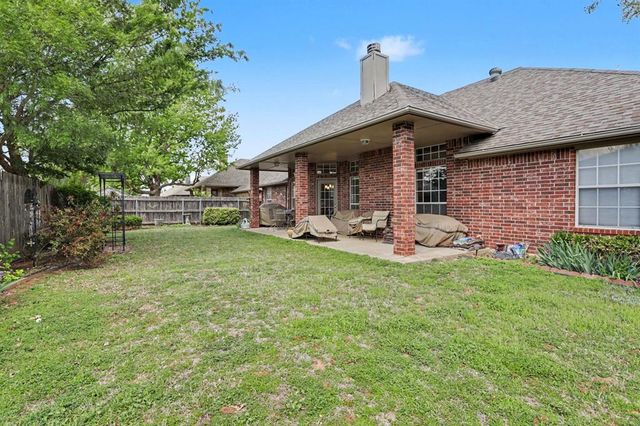 720 W Alamo Way, Mustang, OK 73064