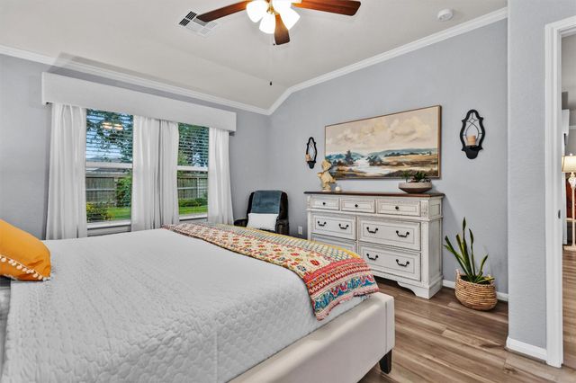12813 S Winding Pines Drive, Tomball, TX 77375