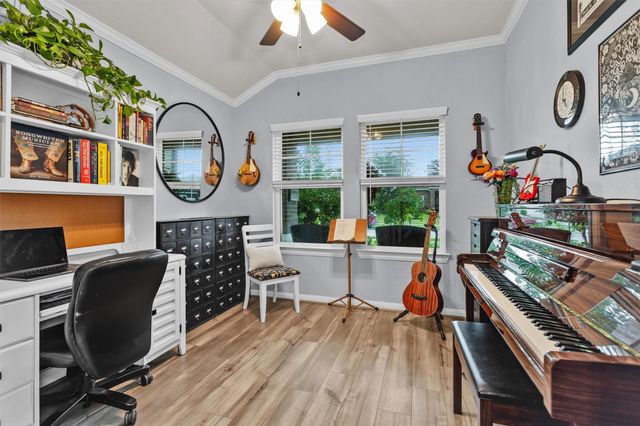 12813 S Winding Pines Drive, Tomball, TX 77375