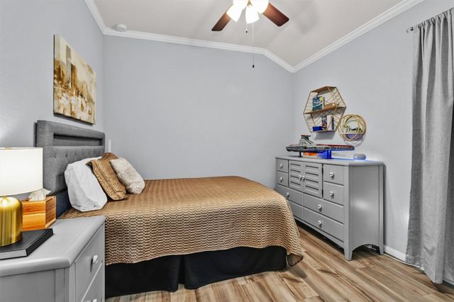 12813 S Winding Pines Drive, Tomball, TX 77375