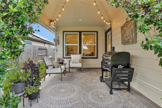12813 S Winding Pines Drive, Tomball, TX 77375