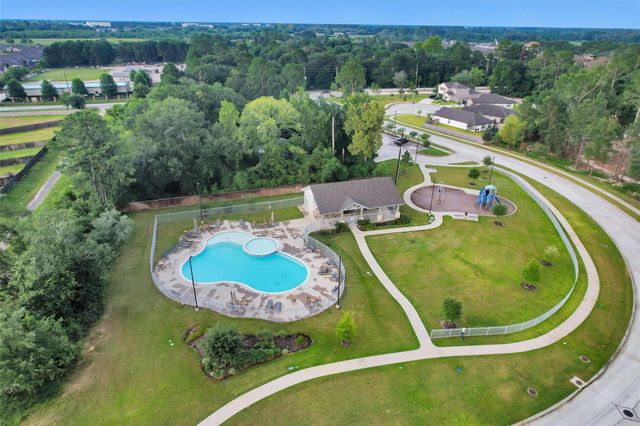 12813 S Winding Pines Drive, Tomball, TX 77375