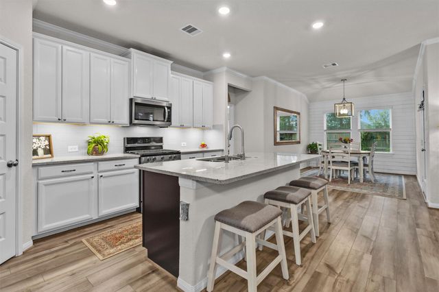 12813 S Winding Pines Drive, Tomball, TX 77375