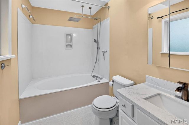3950 White Rose Lane, Unincorporated, MO 63304