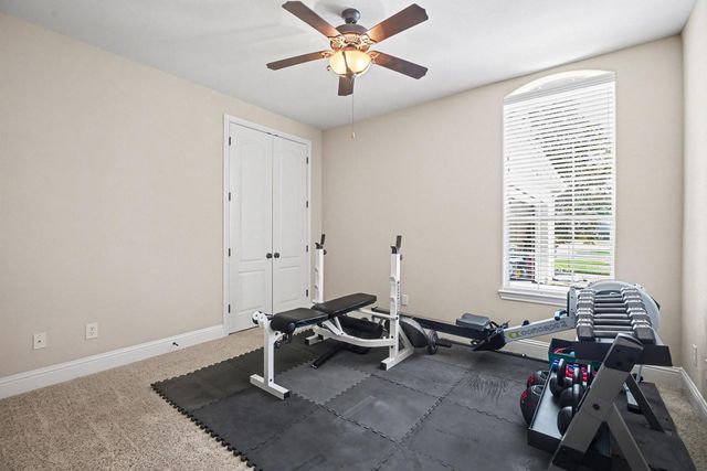 2296 Lakeway Drive, Friendswood, TX 77546