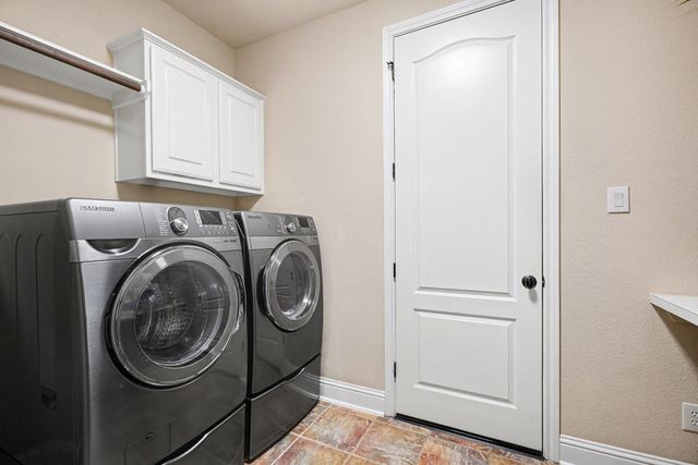 2296 Lakeway Drive, Friendswood, TX 77546